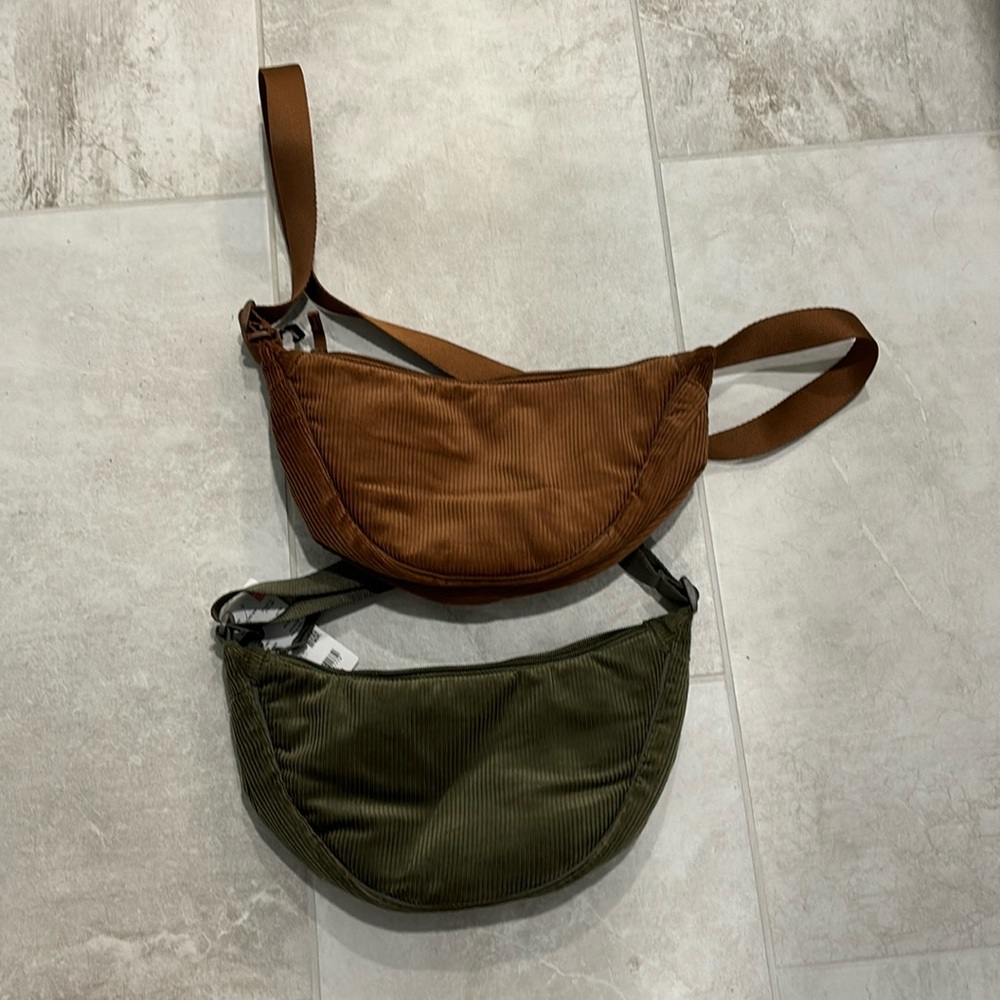 Uniqlo corduroy crossbody bags. Brown and olive.